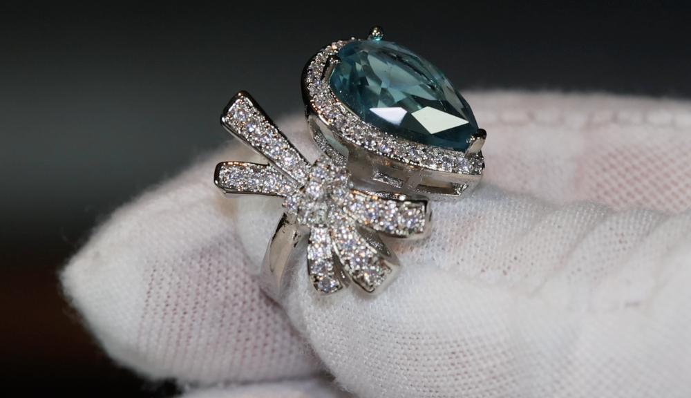 Aquamarine Blue Diamond Ring | Womens Ribbon Ring