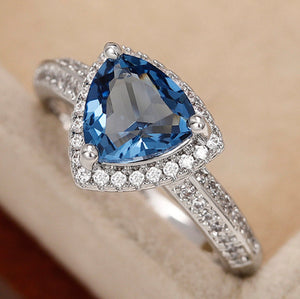 Blue Wedding Ring | Trilliant Engagement Ring | Trillion Wedding Ring