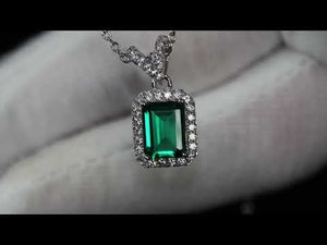 
            
                Load and play video in Gallery viewer, Colombian Emerald Pendant
            
        