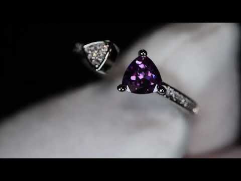 
            
                Load and play video in Gallery viewer, Womens Purple diamond ring, Purple diamond engagement ring
            
        