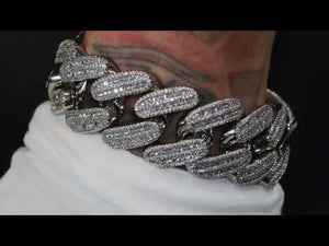 
            
                Load and play video in Gallery viewer, Baguette Diamond Cuban Link Bracelet
            
        