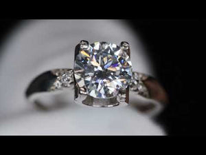 
            
                Load and play video in Gallery viewer, Womens Moissanite Diamond Engagement Ring
            
        