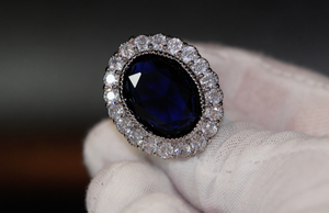 sapphire blue diamond ring