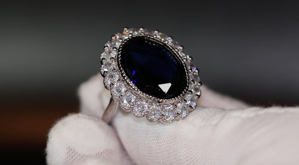 sapphire blue diamond ring