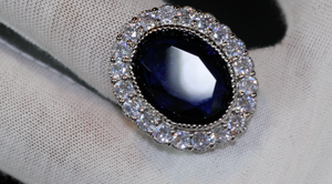 sapphire blue diamond ring