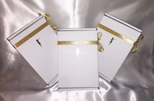
            
                Load image into Gallery viewer, Iced Out Ring Luxury Gift Box
            
        