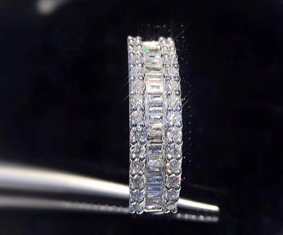 
            
                Load image into Gallery viewer, Baguette Diamond Ring | Baguette Eternity Ring | Baguette Ring
            
        