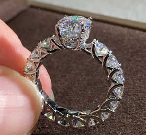 
            
                Load image into Gallery viewer, beautiful engagement ring
            
        