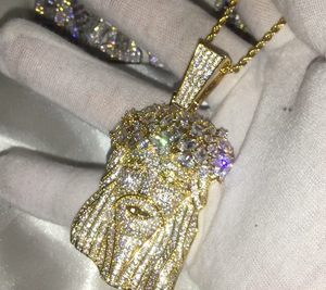 iced out pendant