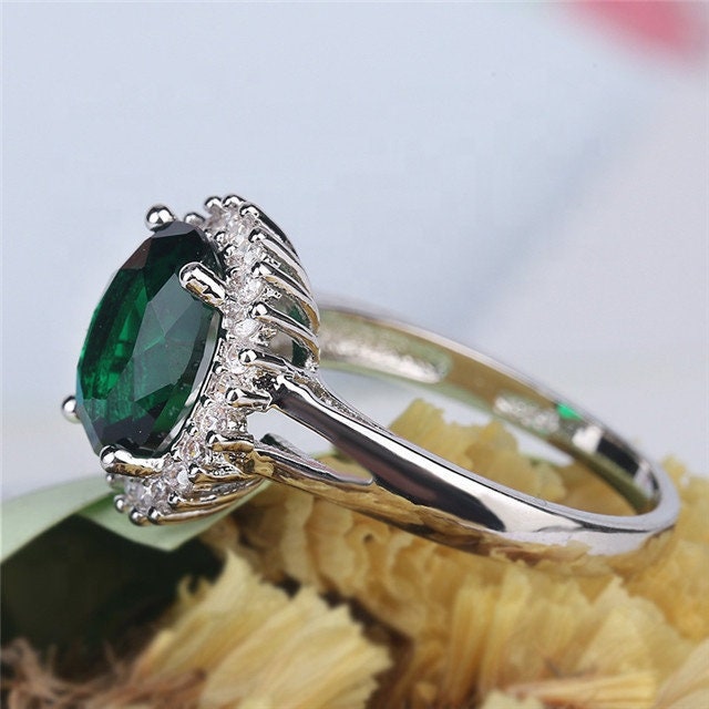 Green Diamond Ring | Green Diamond Engagement Ring | Emerald Green Ring