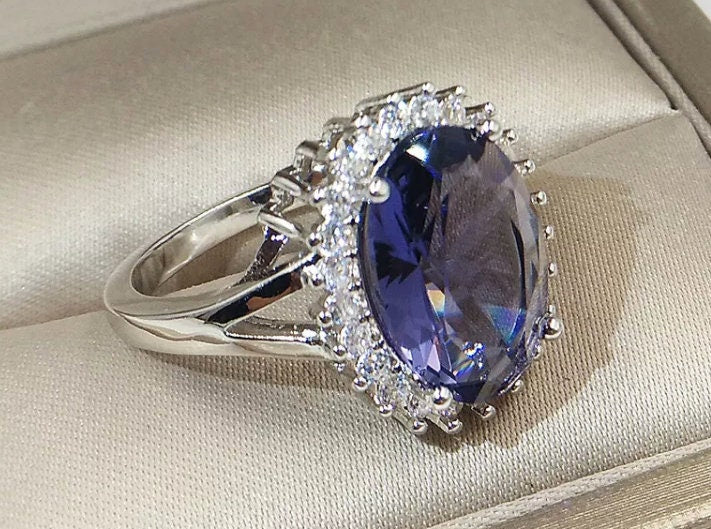
            
                Load image into Gallery viewer, Sapphire Blue Diamond Ring | Blue Diamond Engagement Ring | Sapphire Blue Ring | Purple Wedding Ring | Blue Wedding Ring | Halo Ring
            
        