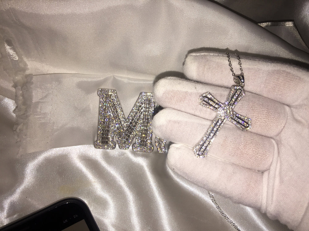 diamond cross pendant