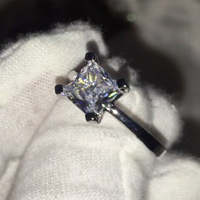 Engagement Ring | Solitaire Diamond Ring | Diamond Engagement Rings | Womens Wedding Ring | Womens Engagement Ring | Solitaire Ring