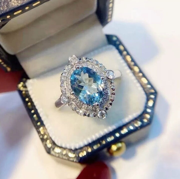 Blue Diamond Engagement Ring | Oval Wedding Ring | Wedding Ring | Blue Wedding Ring | Halo Ring | Beautiful engagement ring | Wedding Ring