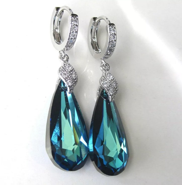 Green Diamond Earrings | Blue Diamond Earrings | Teardrop Earrings | Diamond Earrings | Teal Diamond Earrings | Pear Diamond Earrings