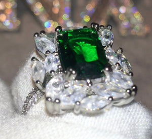 Statement Ring | Green Diamond Ring | Big Diamond Engagement Ring |  Gree Engagement Ring | Emerald Diamond Ring | Tourmaline Ring