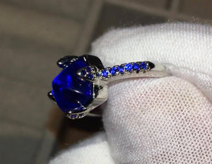 Blue Diamond Engagement Ring | Blue Wedding Ring | Wedding Ring | Blue Wedding Ring | Trilliant engagement ring | Blue Birthstone Ring