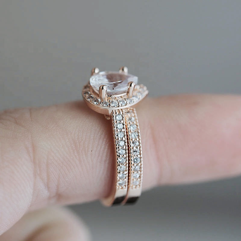 
            
                Load image into Gallery viewer, pear cut engagement ring
            
        