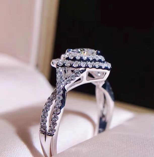 
            
                Load image into Gallery viewer, iced out heart ring
            
        